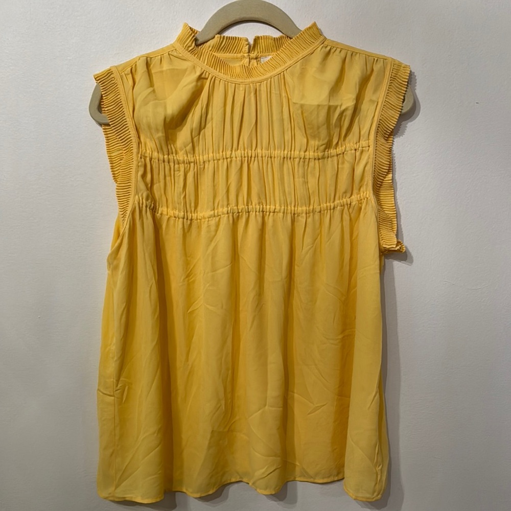 Max Studio Yellow Smocked Sleeveless Blouse